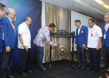 WAKETUM MENGHADIRI PEMBUKAAN RAKERNAS PRSI