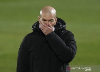 Real Madrid umumkan Zidane positif tertular COVID-19