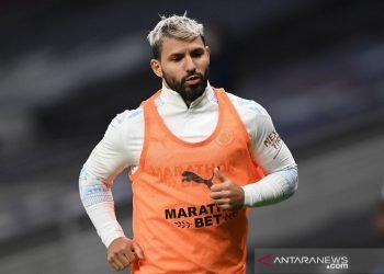 Sergio Aguero akan main sejak awal dalam laga Piala FA