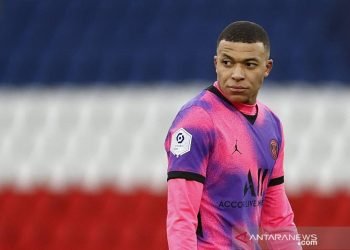 Menteri olahraga desak Mbappe tak tinggalkan Prancis