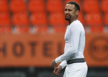 Neymar tau mau hentikan kebiasaan berpesta