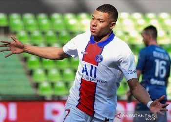 PSG rebut puncak setelah pecundangi Metz