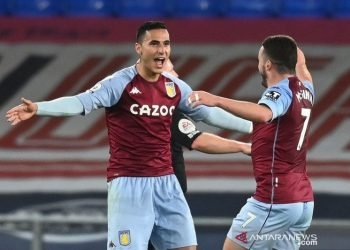 Aston Villa pecundangi Everton di Goodison Park