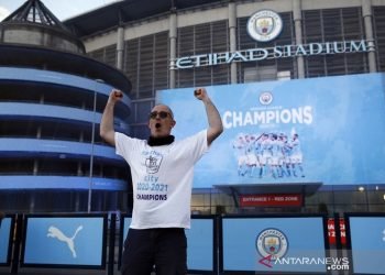 Pemilik Manchester City tanggung ongkos suporter ke final Champions